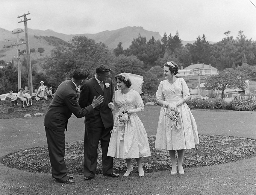 Denise Bryant and John Stewart wedding, War Memorial Gardens